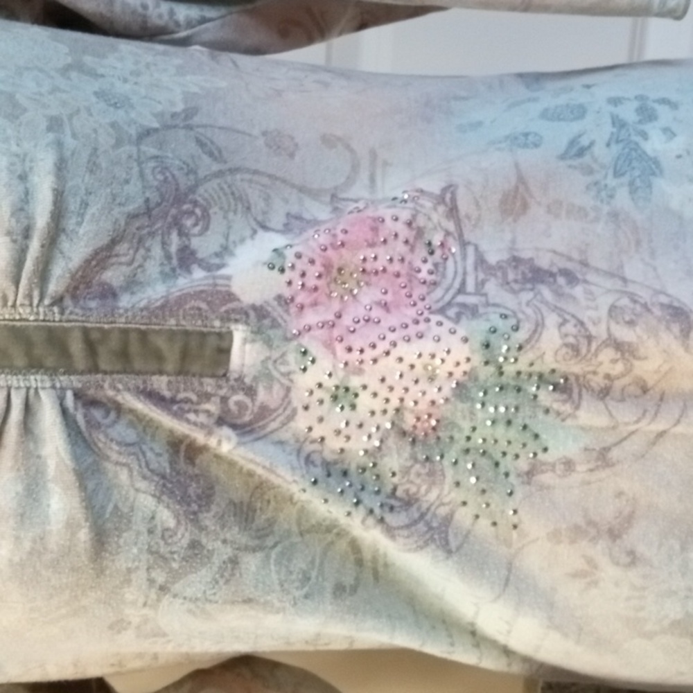 One World Soft Patterned Top With Embellishments … - image 4